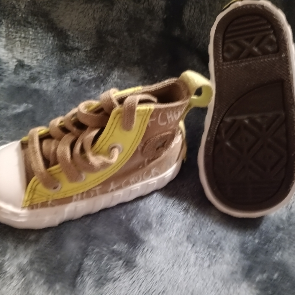 High top - Picture 3 of 3